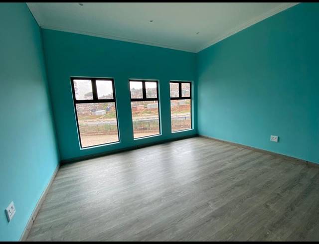 2,900M² WAREHOUSE FOR SALE IN ARMADALE